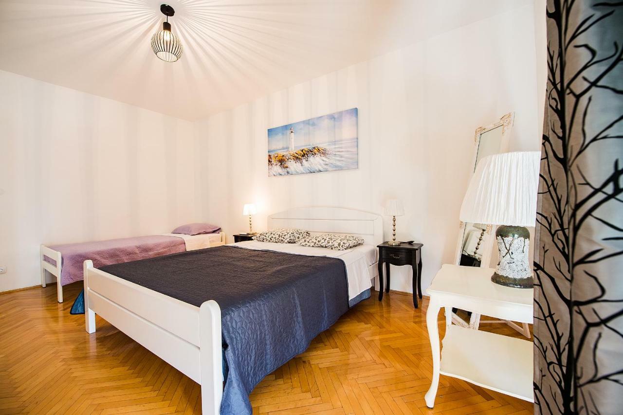Apartamento Lara & Ante *