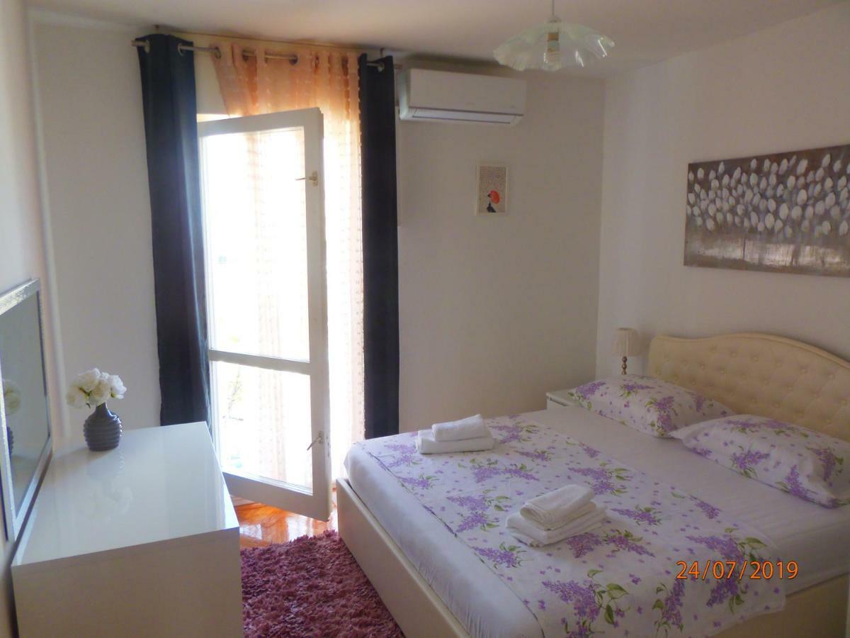 Lara & Ante Appartement *